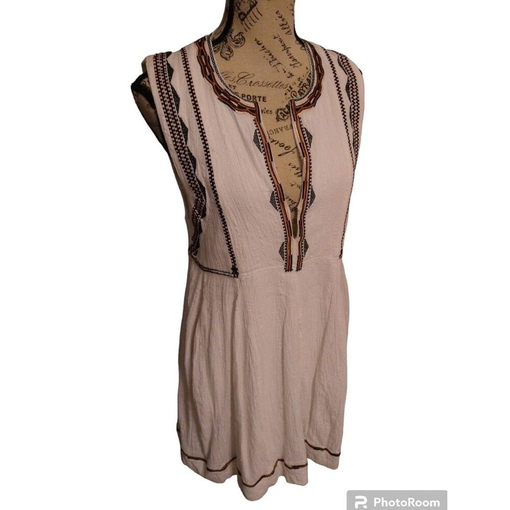 Reset  embroidered sleeveless dress size small Boho Beachy Summer white